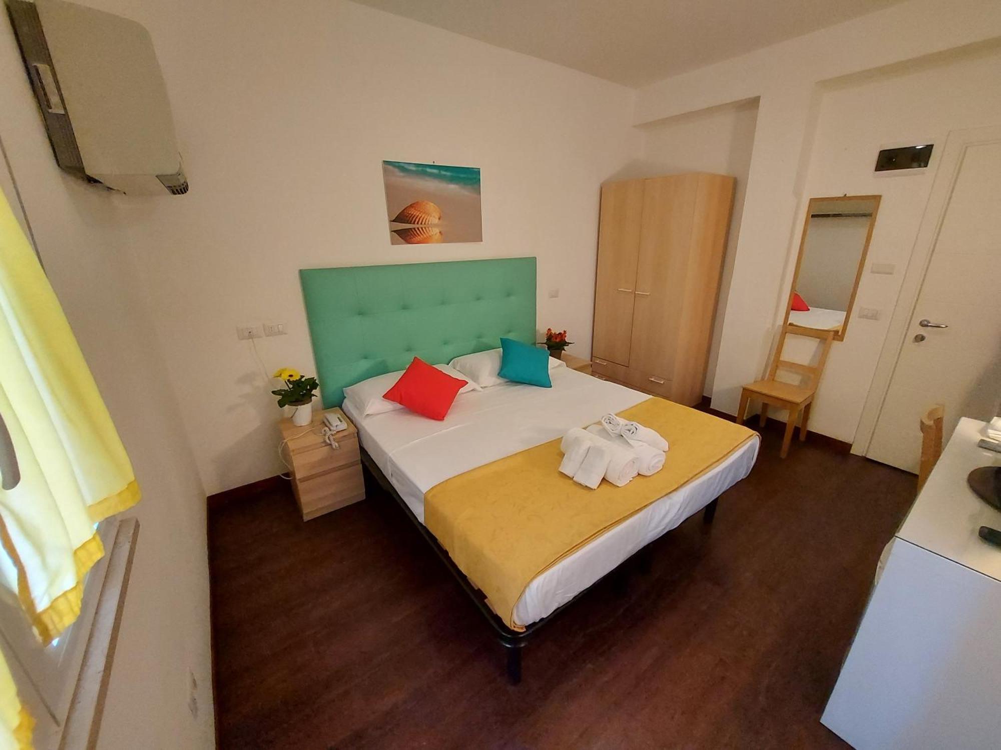 Hotel Senza Pensieri Riccione Phòng bức ảnh